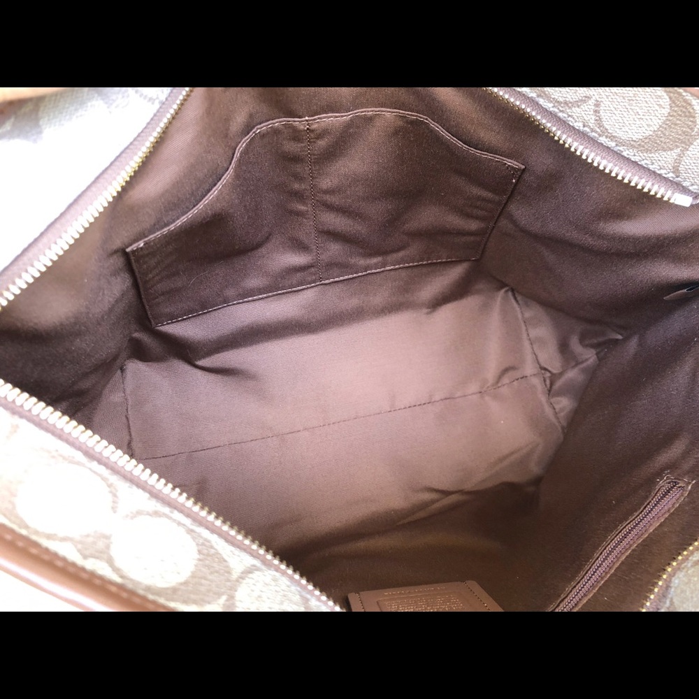 Gaby’sBags👜💕-NWT Coach Tote ZIP Tote - Picture 7 of 7